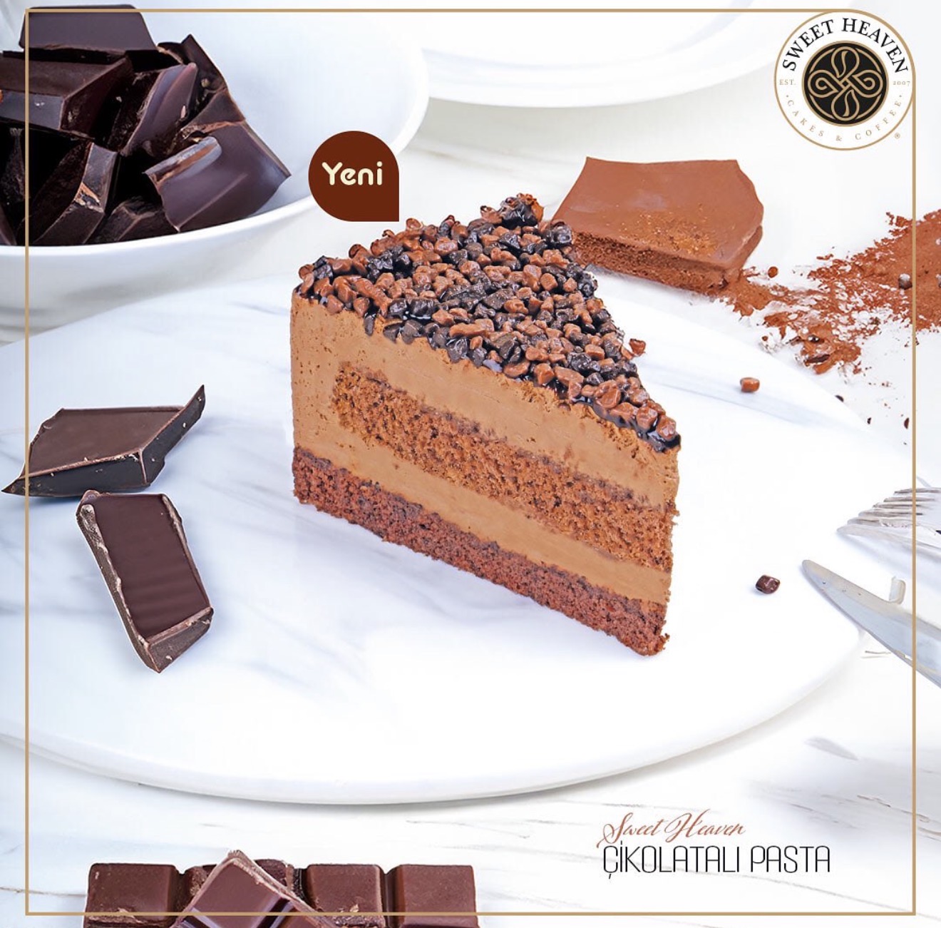 CHOCOLATE CAKE