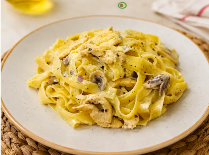 Fettuccine Alfredo