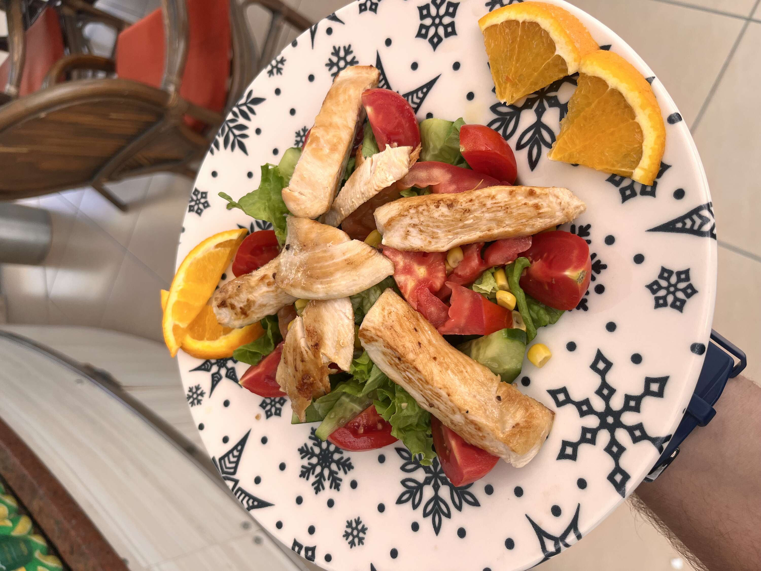 Izgara Tavuklu Salata