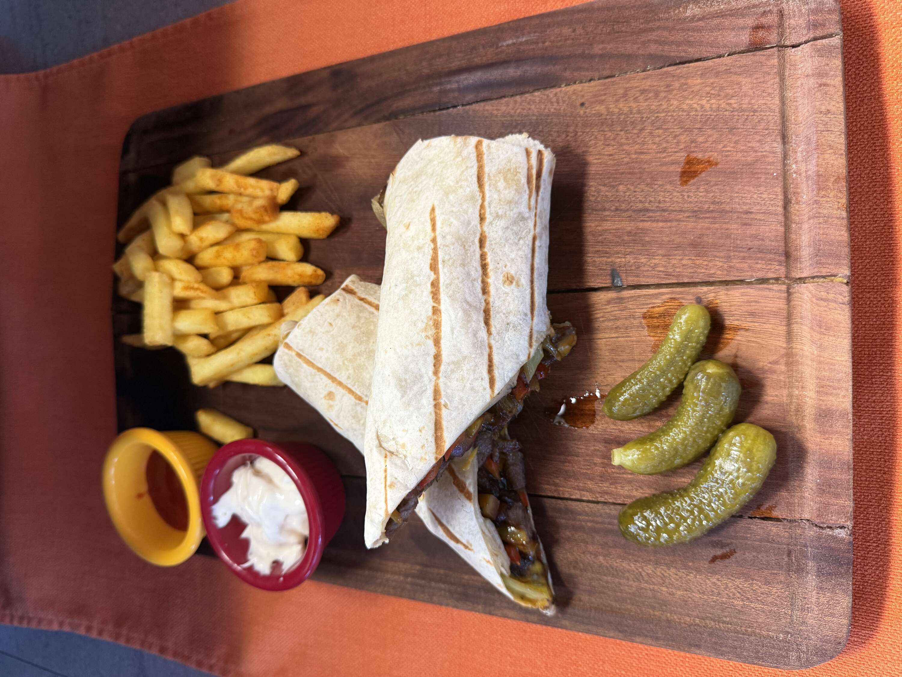 Dana Wrap / Beef Wrap
