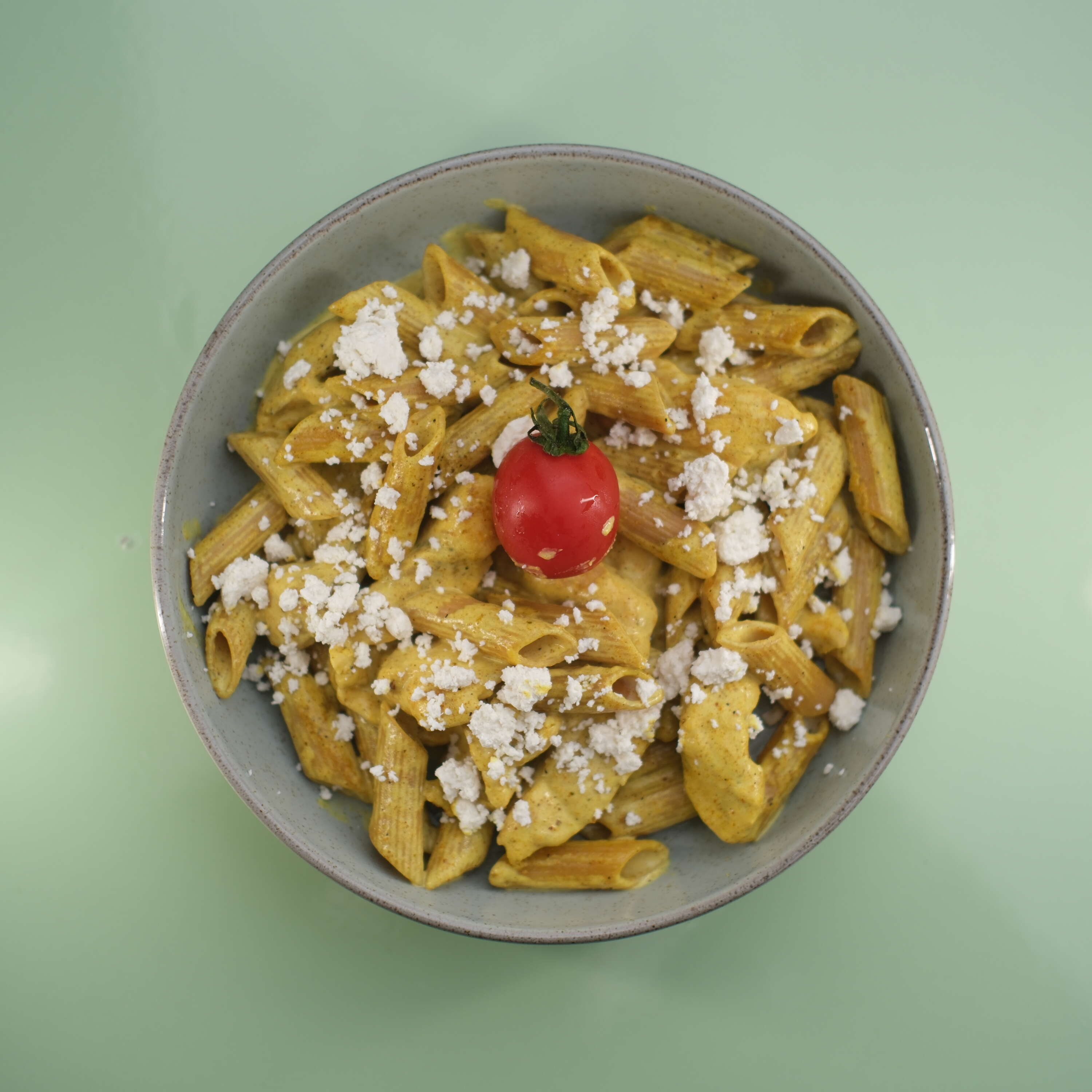 Köri Soslu Tam Buğday Penne