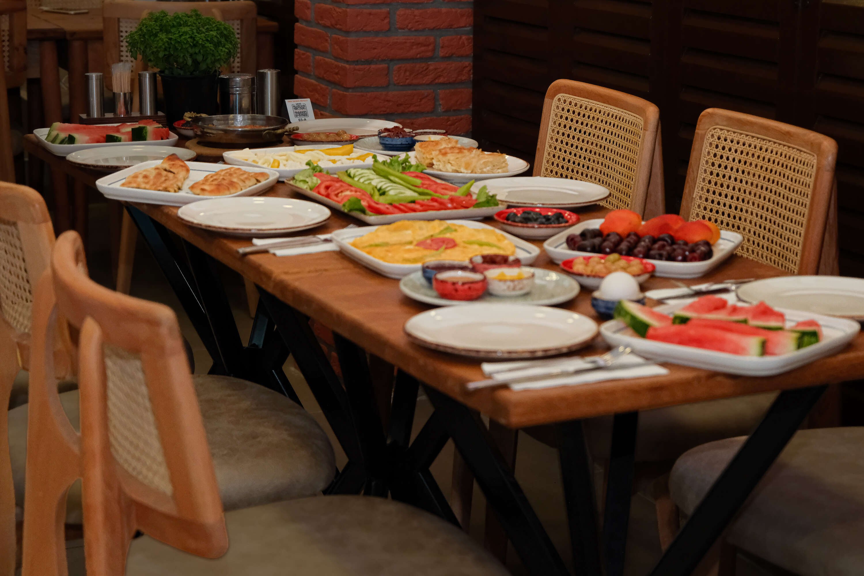 KAHVALTI ÇEŞİTLERİ / SERPME KAHVALTI