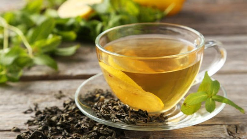 Mint and lemon tea