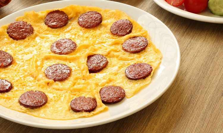 Sucuk omelette