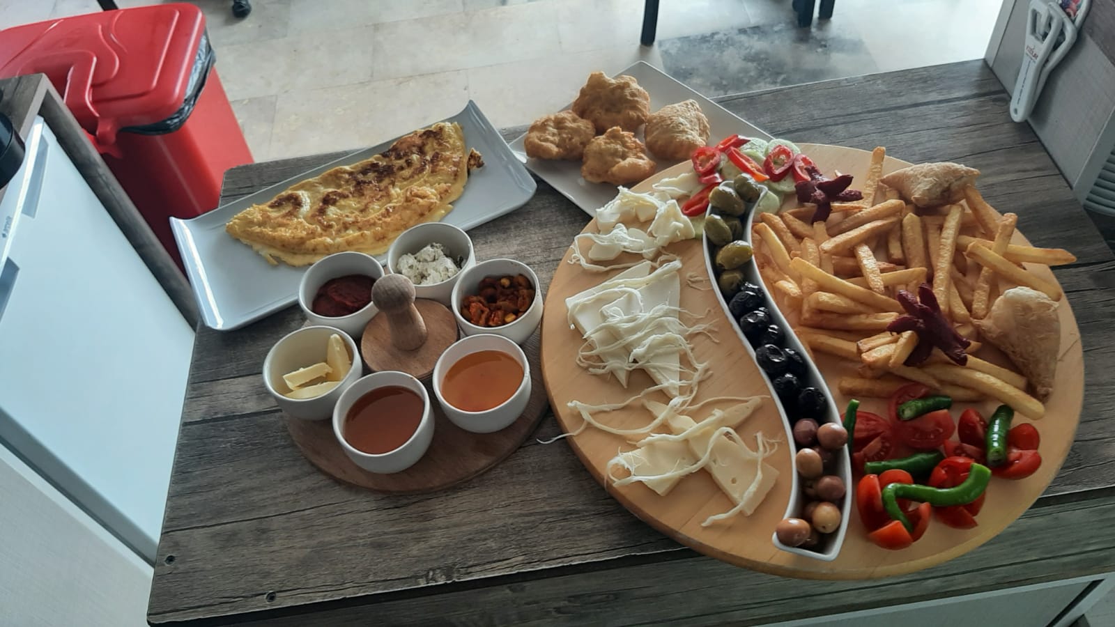 Turkish breakfast spread (for 2)