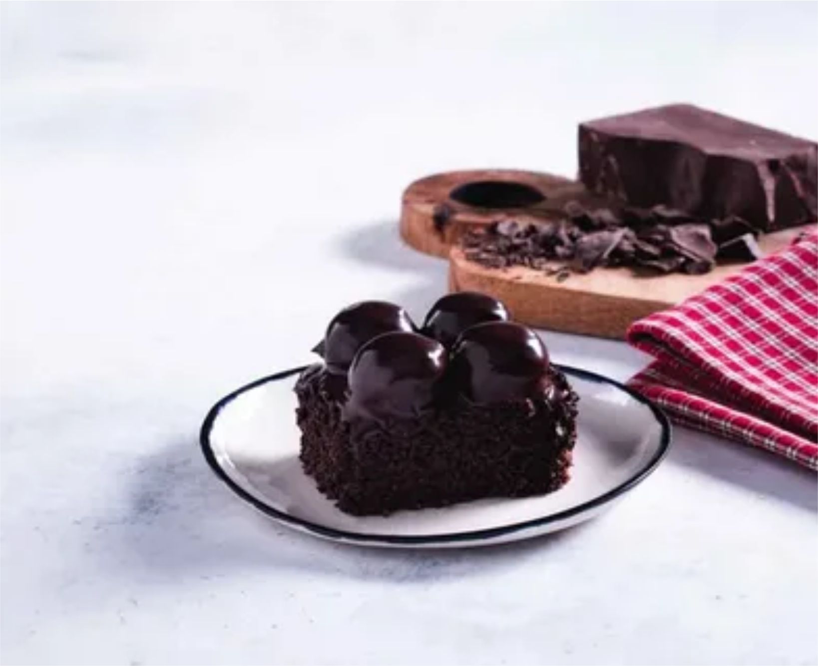 Black Square Profiterole