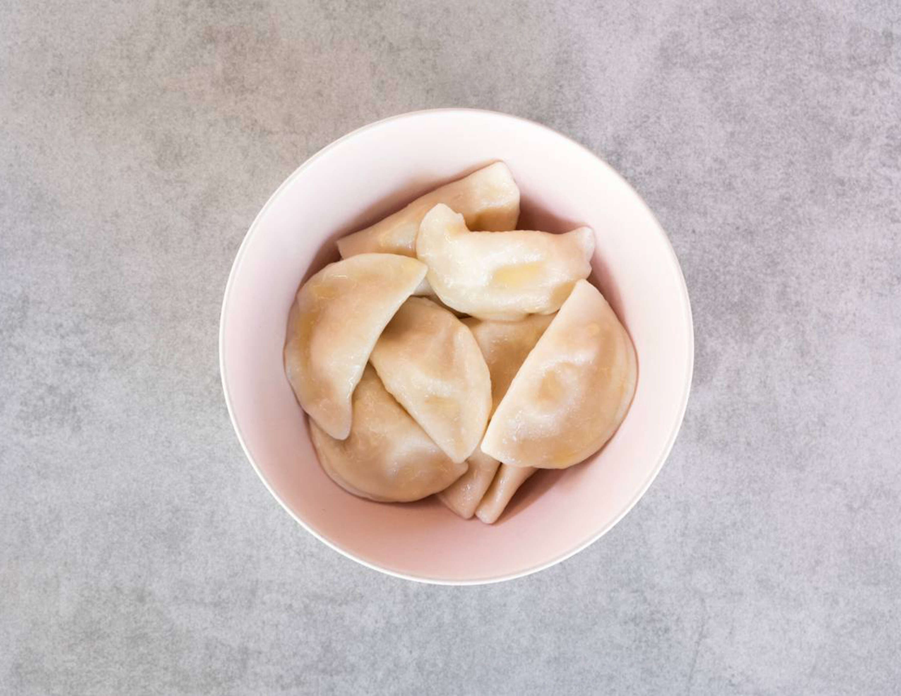 Cheese-filled sweet dumplings