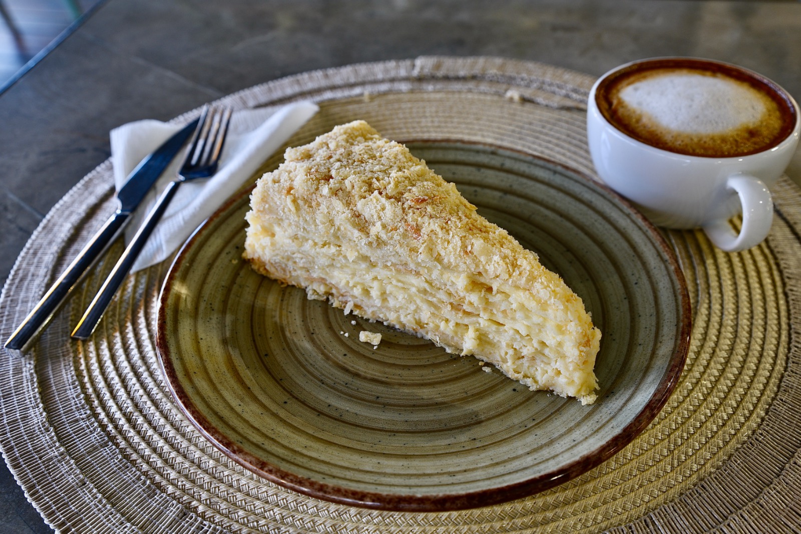 Napoleon pastry (mille-feuille)