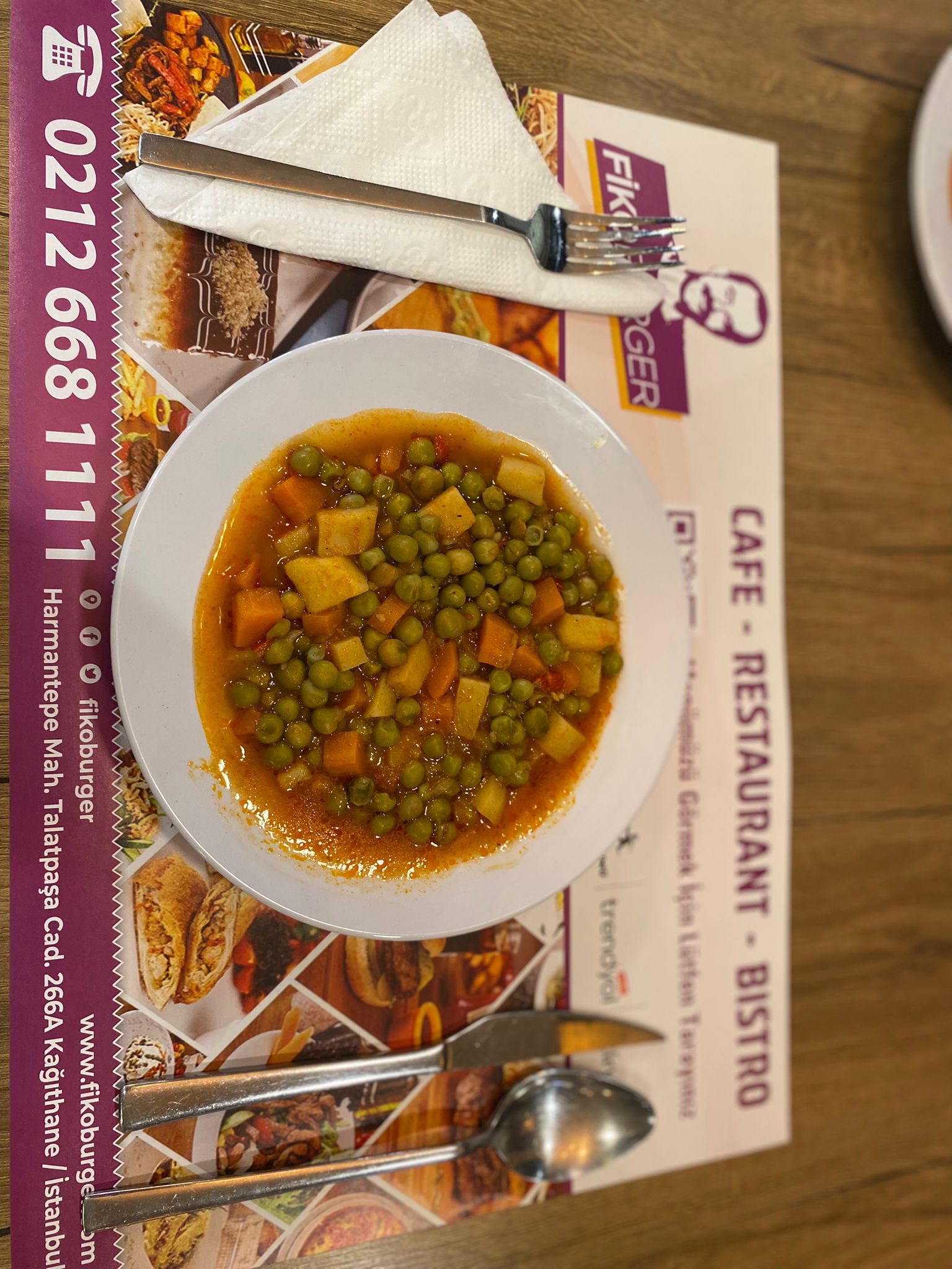 Bezelye Yemeği