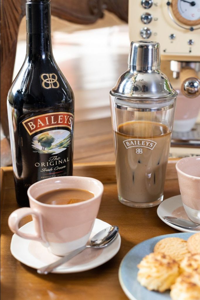 Cafe De Baileys