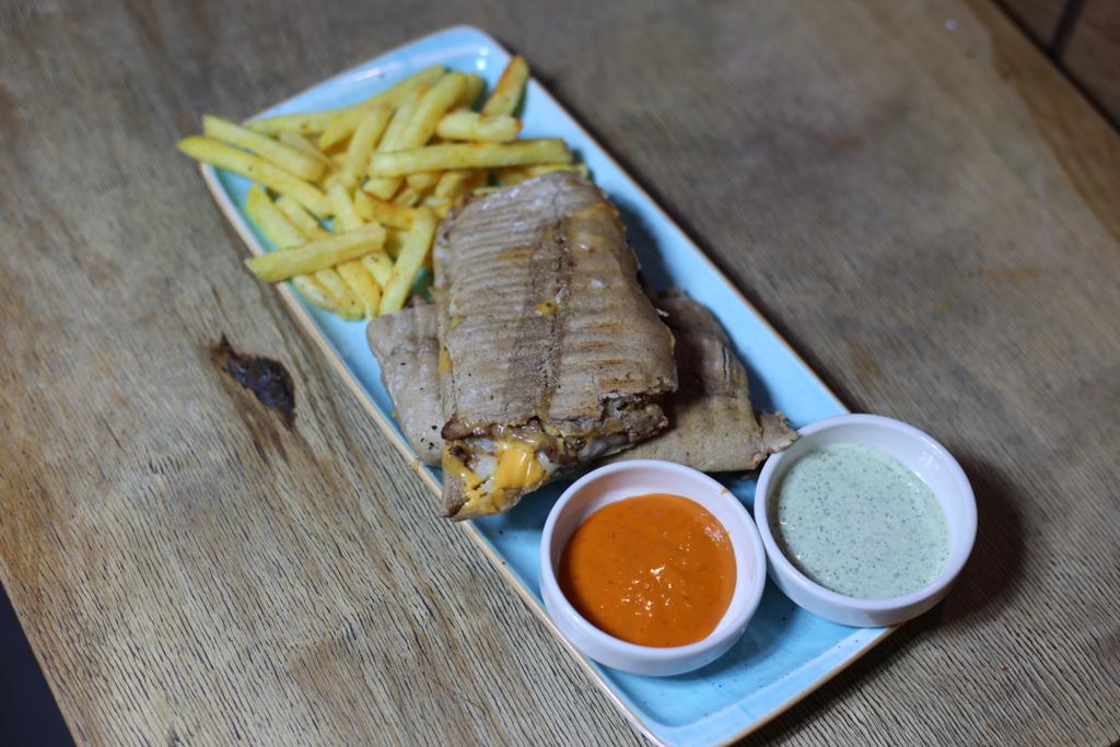 Steak & Cheese Tost 