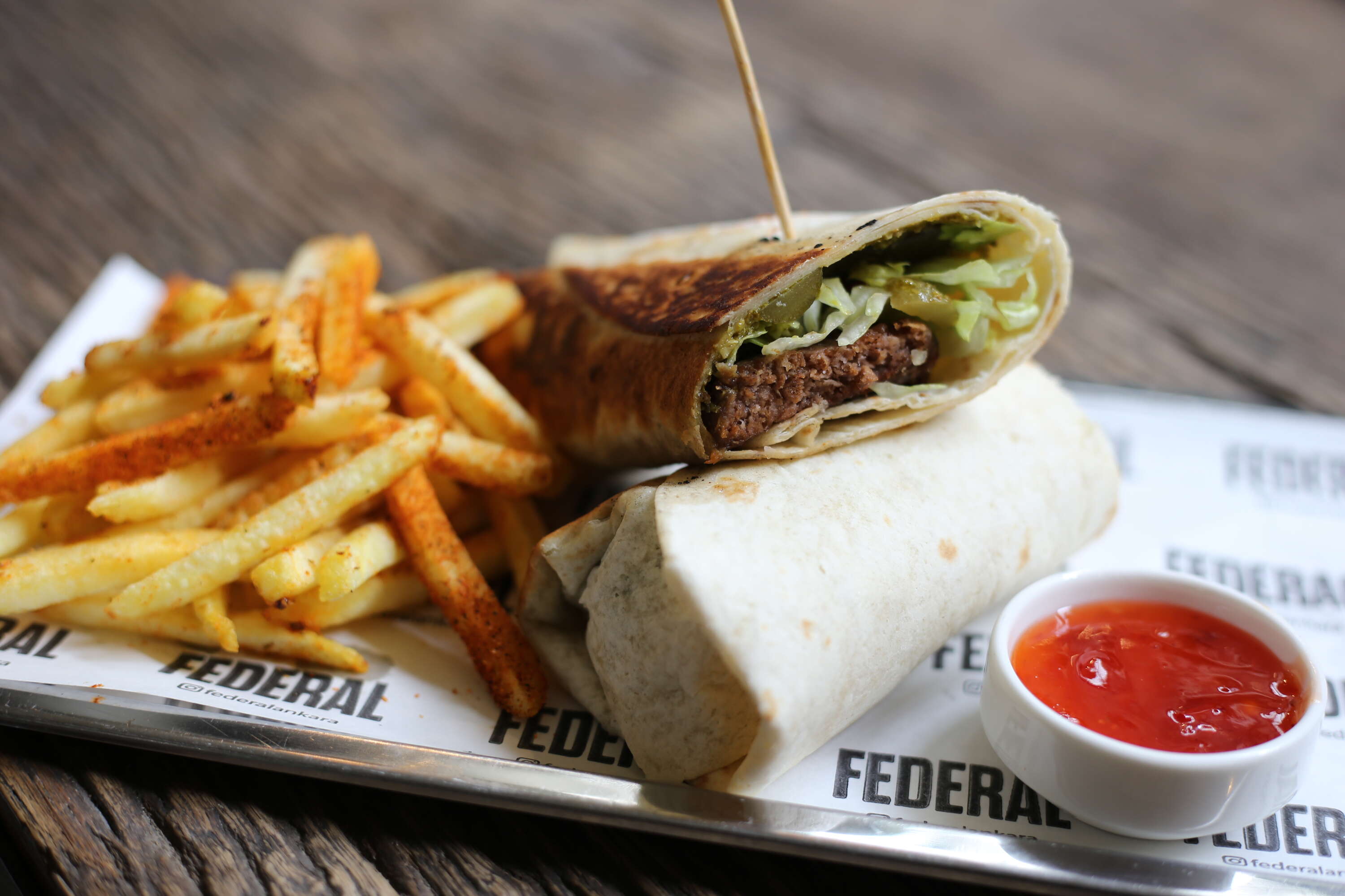 Vegan Wrap + Bomonti / Efes Özel Seri