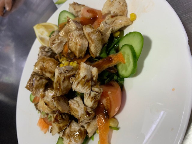 Tavuk Salata