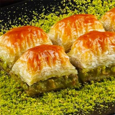 KLASİK FISTIKLI BAKLAVA