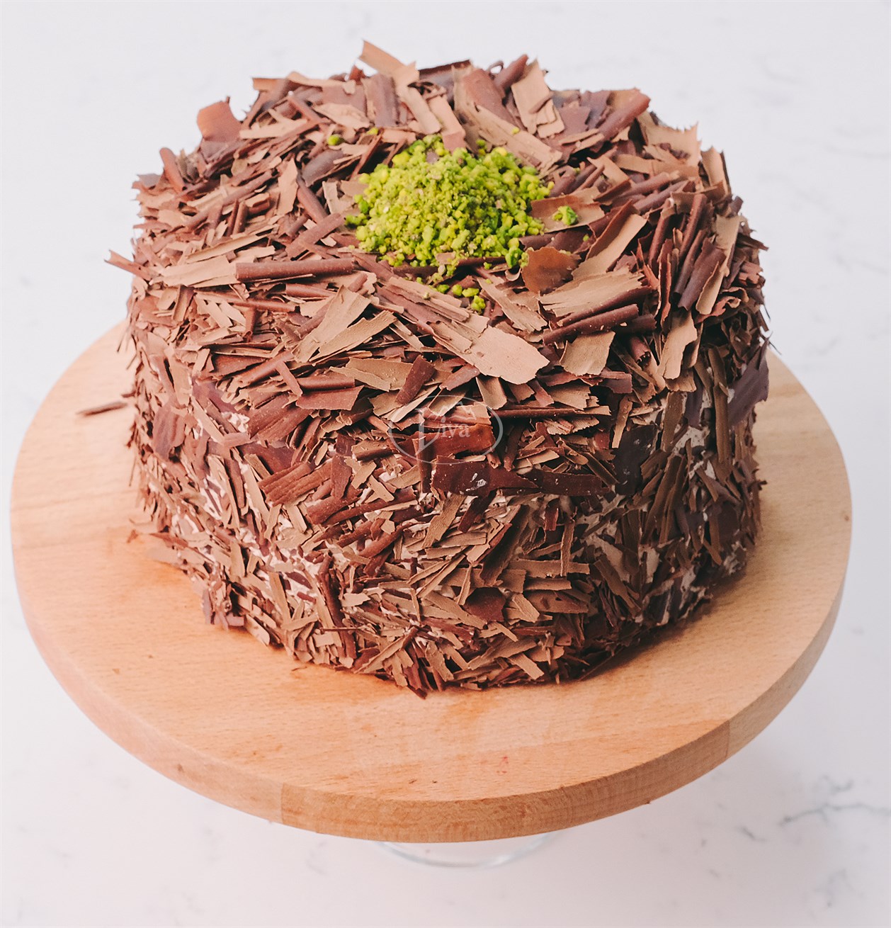 Chocolate cake for 4