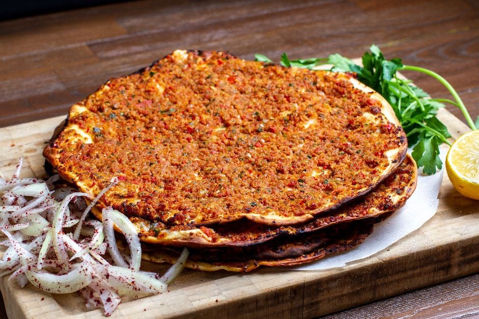 Lahmacun (Lahmacun)