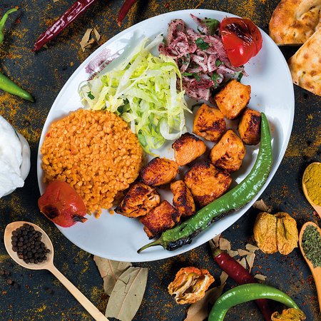 Izgara Piliç Şiş (Grilled Chicken Skewer)
