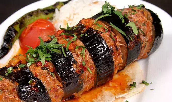 Patlıcanlı Kebap