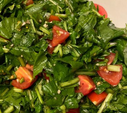 Domatesli Roka Salatası