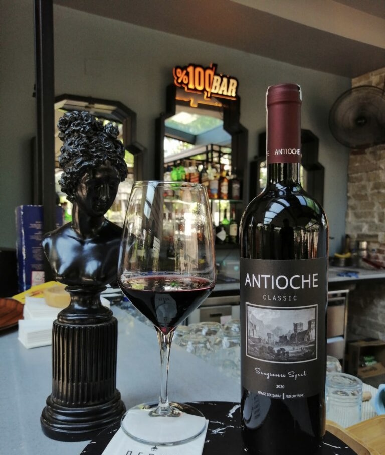 Antioche Klasik Kırmızı