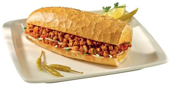 Tavuk ekmek arası