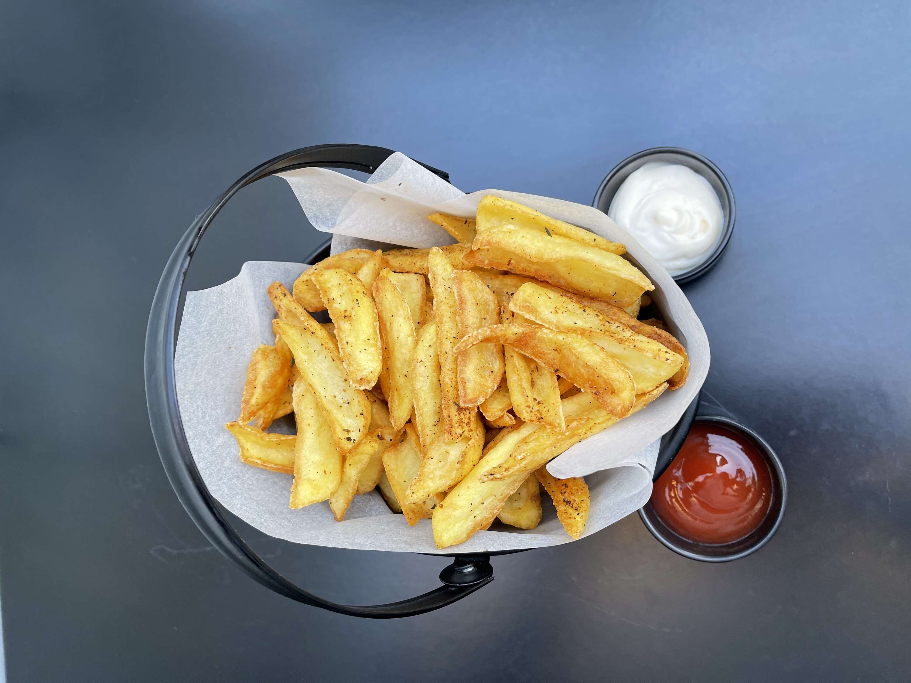 XL French fries