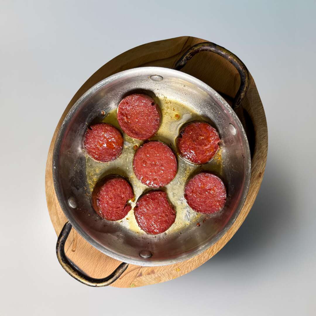 Pan-fried sucuk