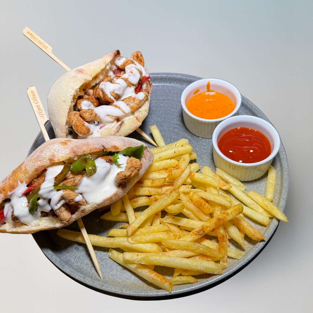 Chicken pita