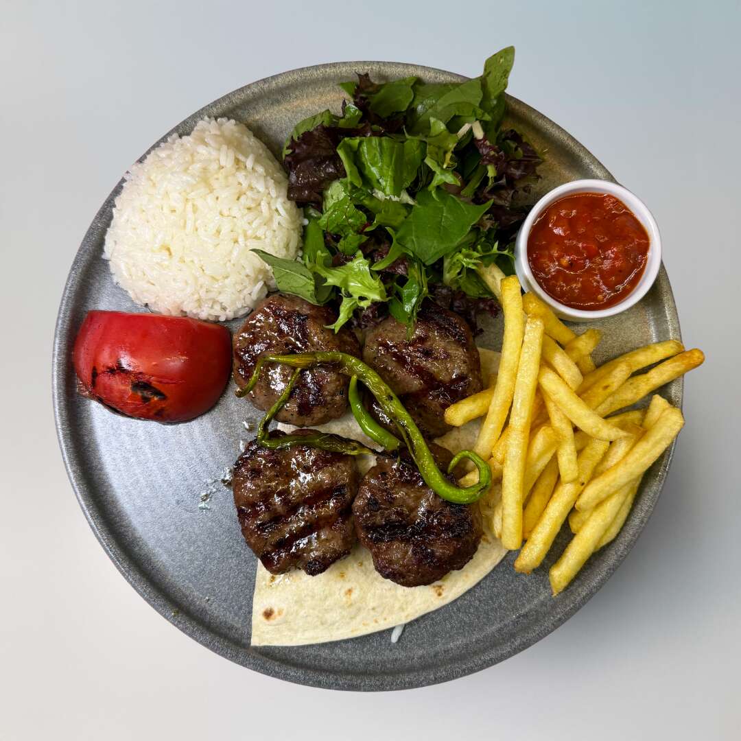 Grilled köfte
