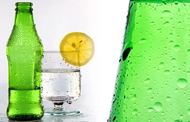 Sparkling mineral water