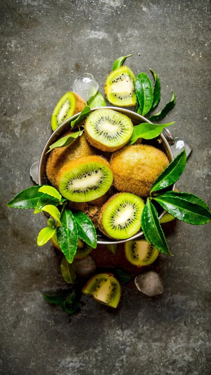 Granulated kiwi oralet