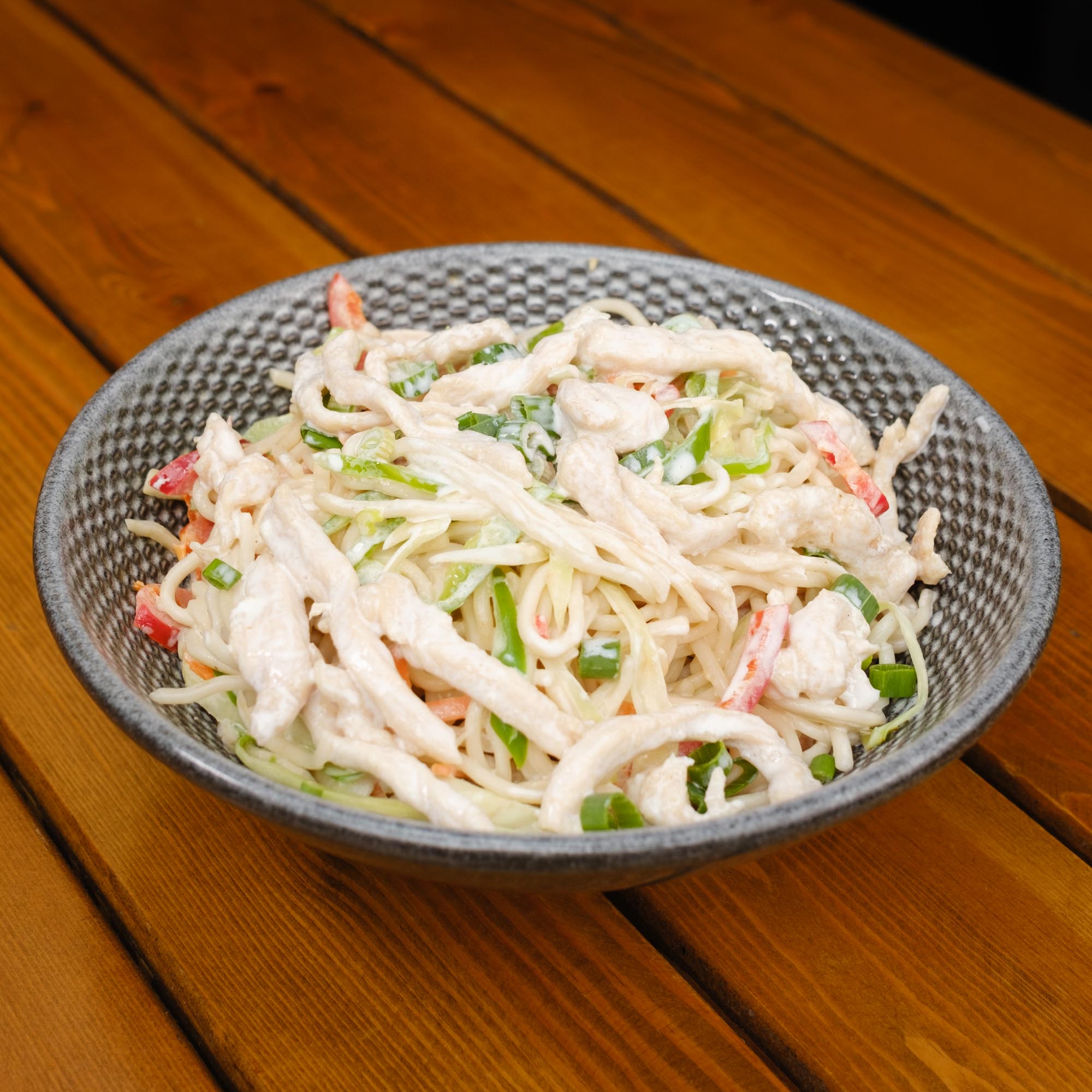 White creamy chicken noodles