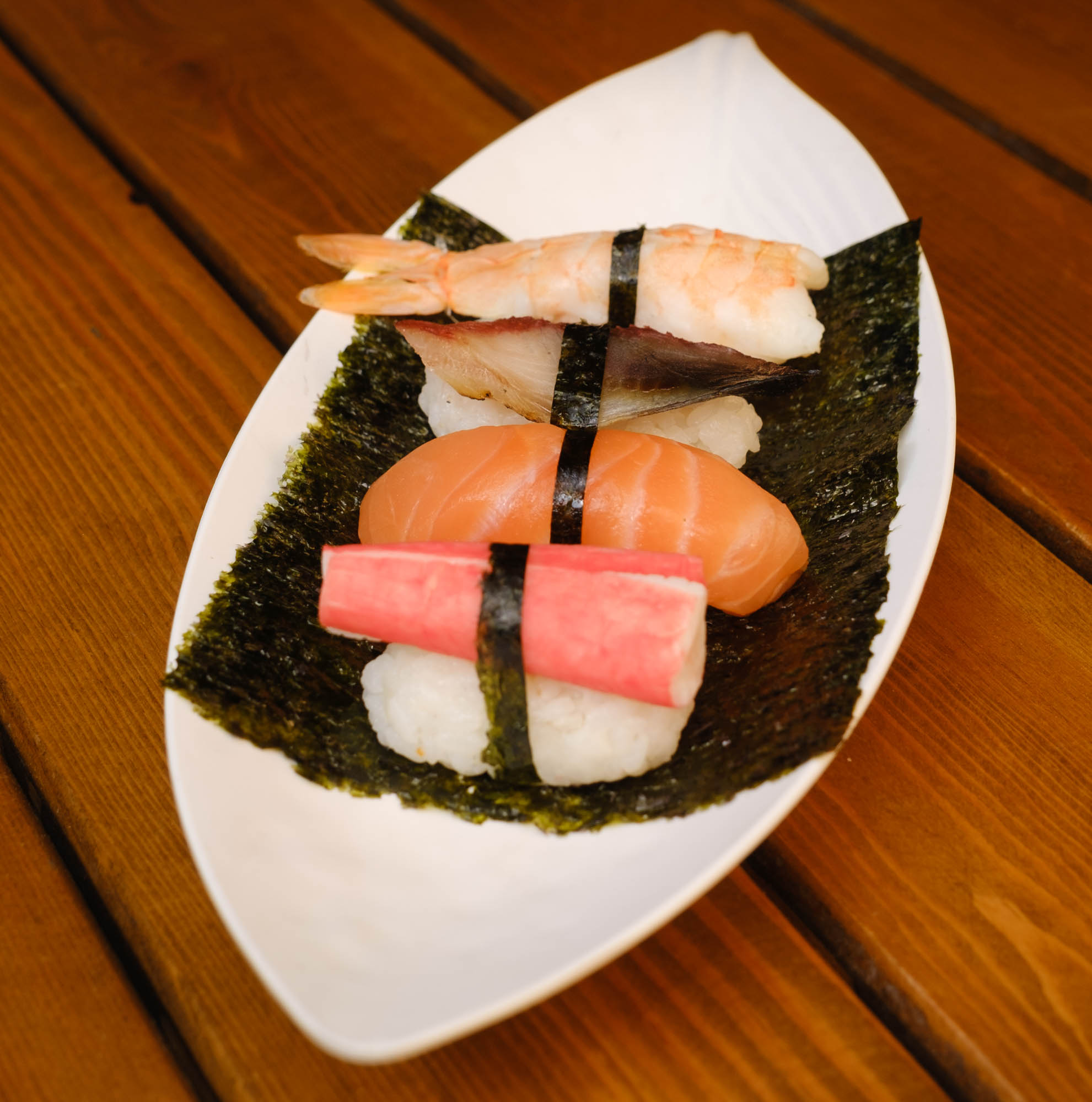 Assorted Nigiri (4 pieces)