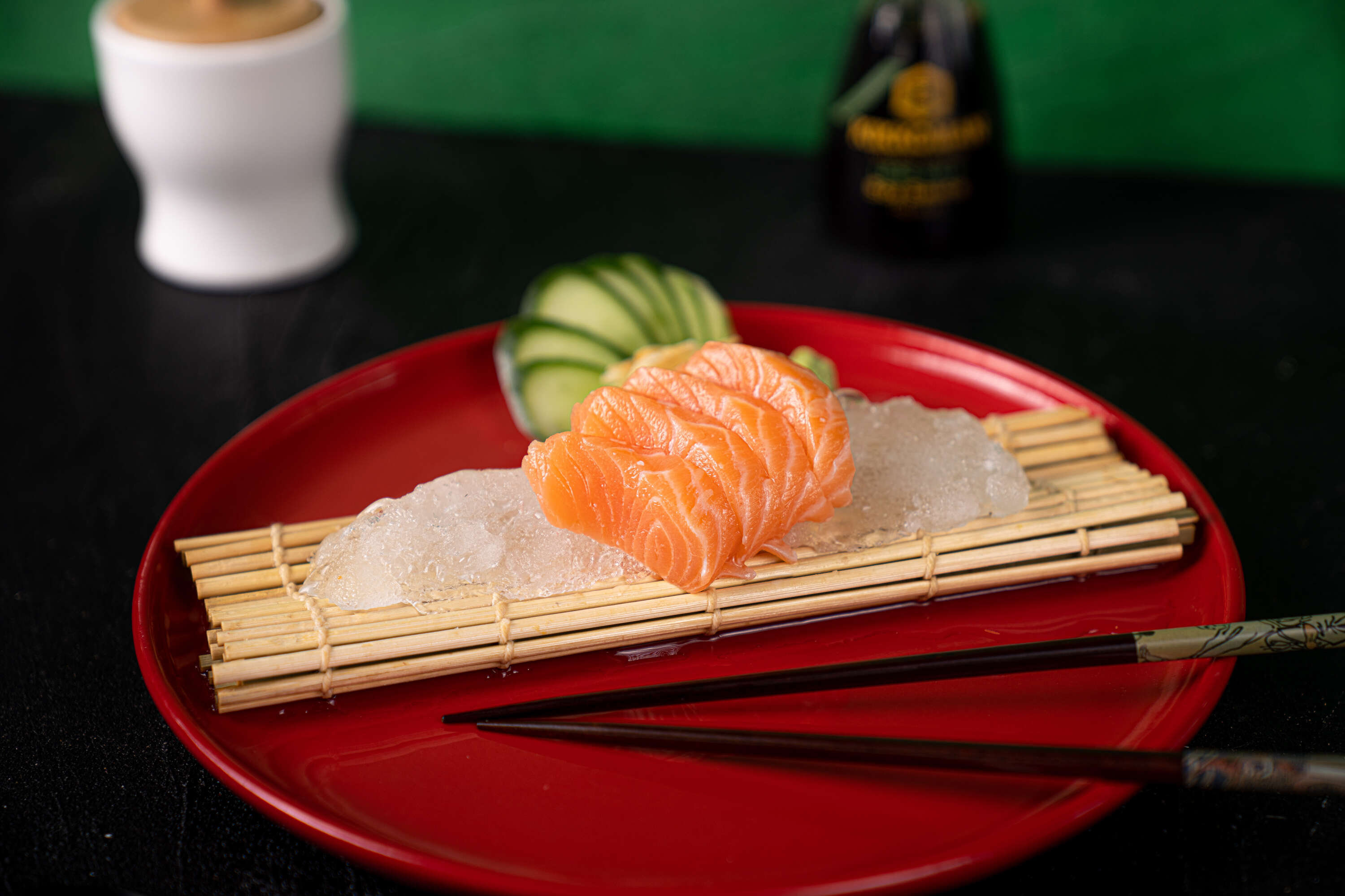 Salmon Sashimi (4 pieces)