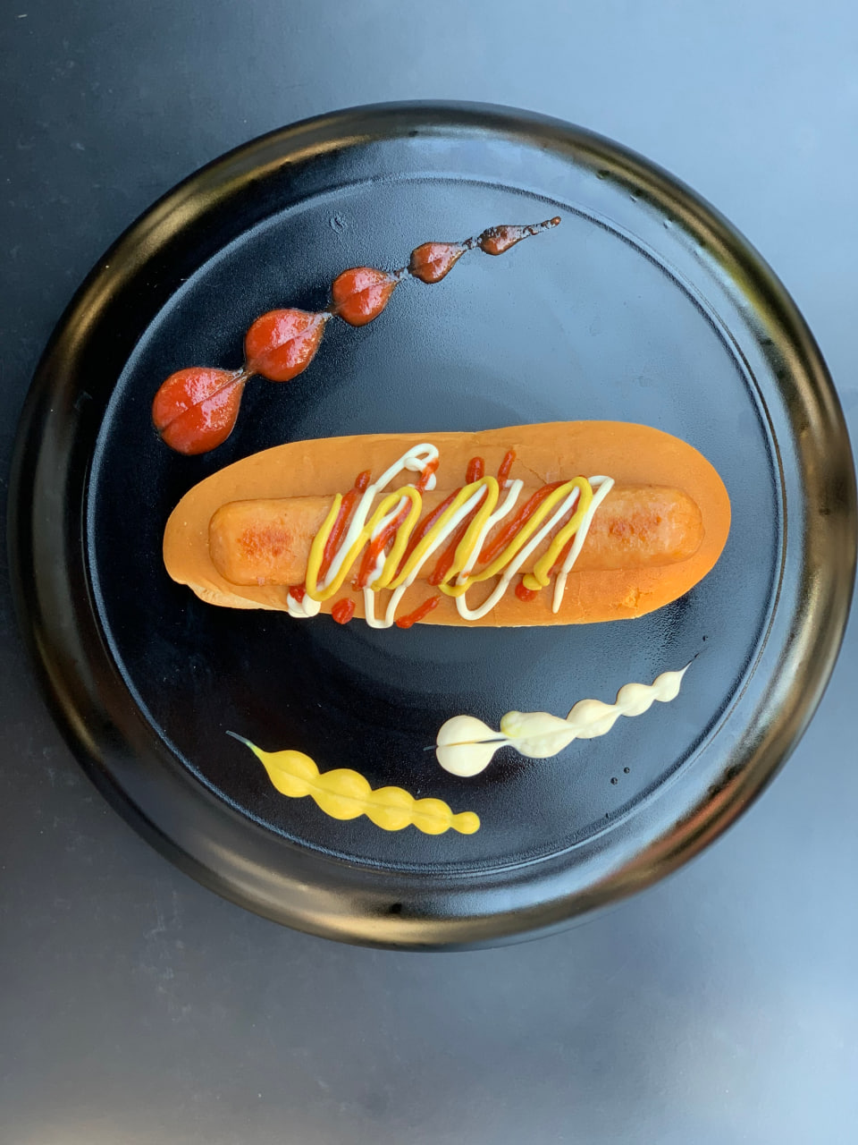 Classic hot dog