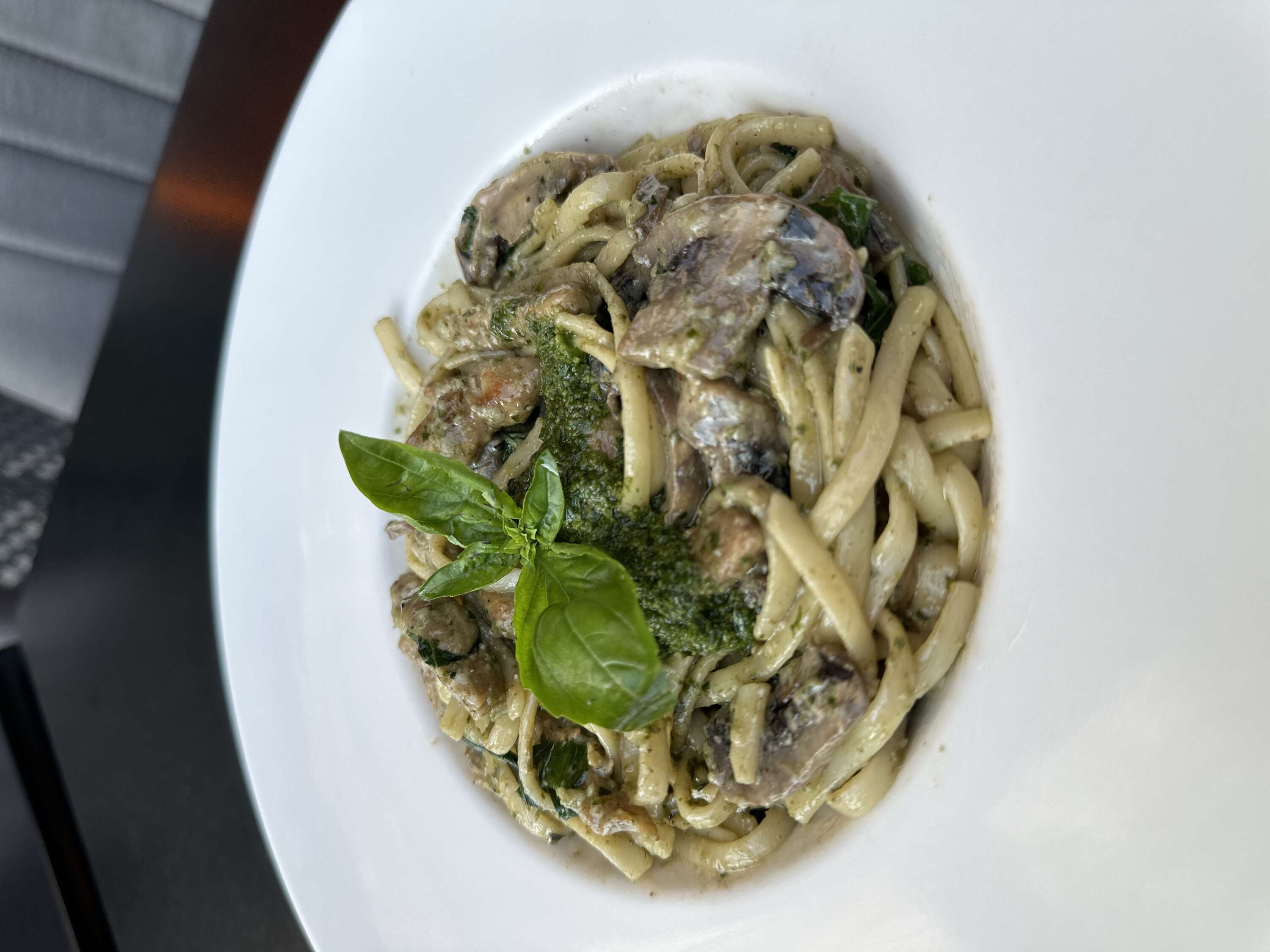 Fettuccine with pesto