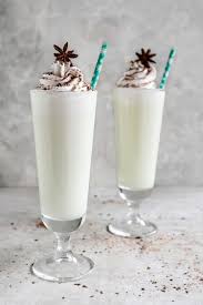 Vanilla milkshake