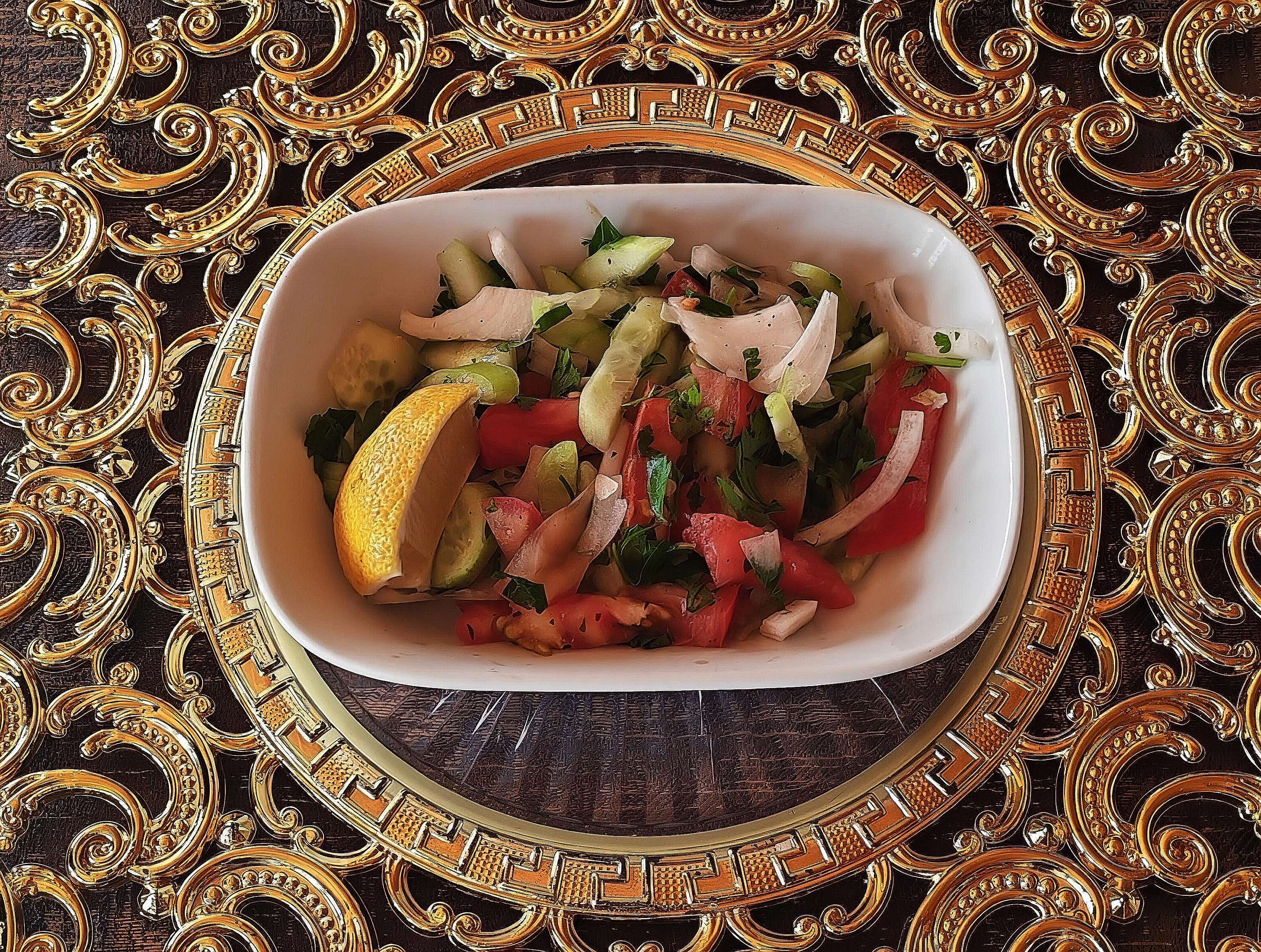 ÇOBAN SALATA